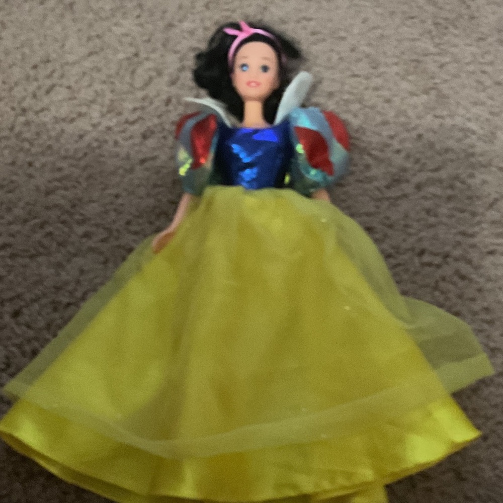Disney Snow White Special Sparkles Doll Mattel 1996
